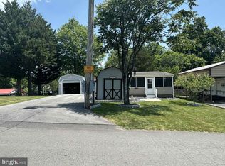 28 & 29 Ranger Rd, Falling Waters, WV 25419