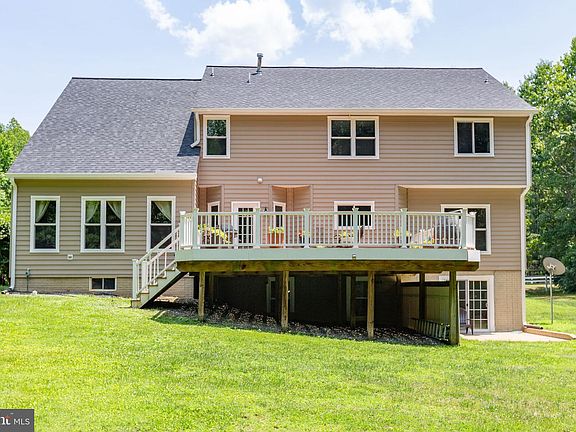 2nd image of 7138 Tanglewood Rd