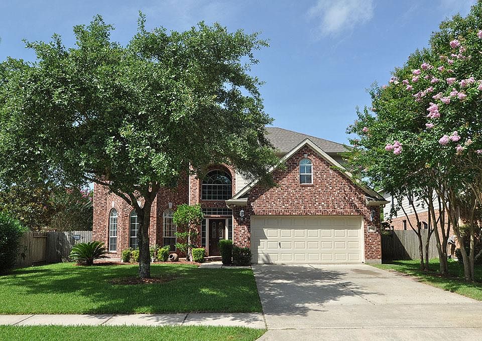 1st image of 1302 Pine Forest Dr