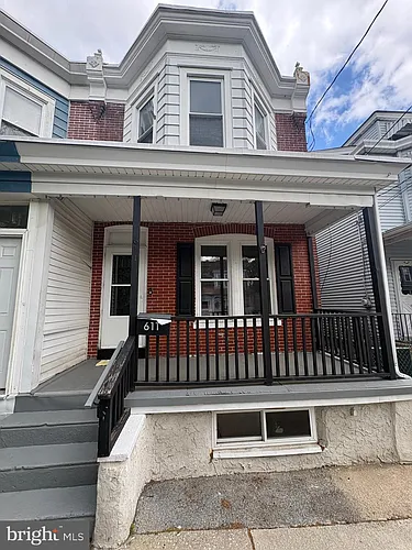 611 Powell St Photo 1