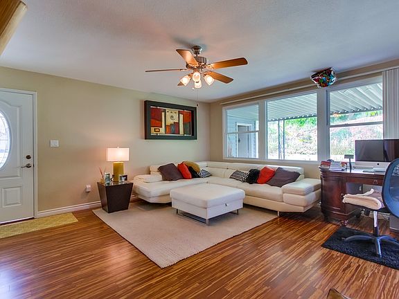 3rd image of 6628 Cowles Mountain Blvd