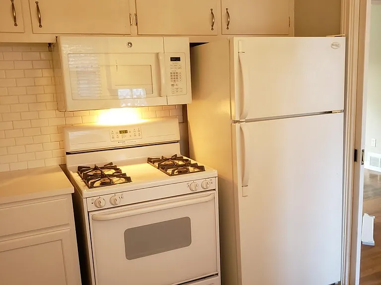 2215 Somerset Dr — Photo 27
