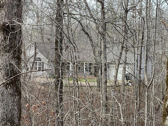 3rd image of 1927 Liberty Rd