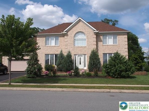 1439 Morning Star Dr