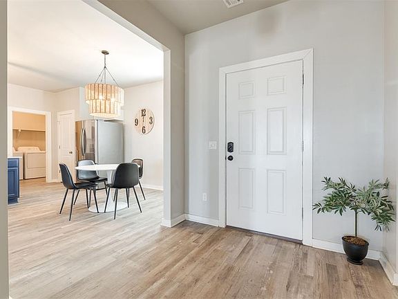 4th image of 14325 Meadow Ridge Ln