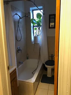 Rented by Premier Metro Realty Corp | media 23