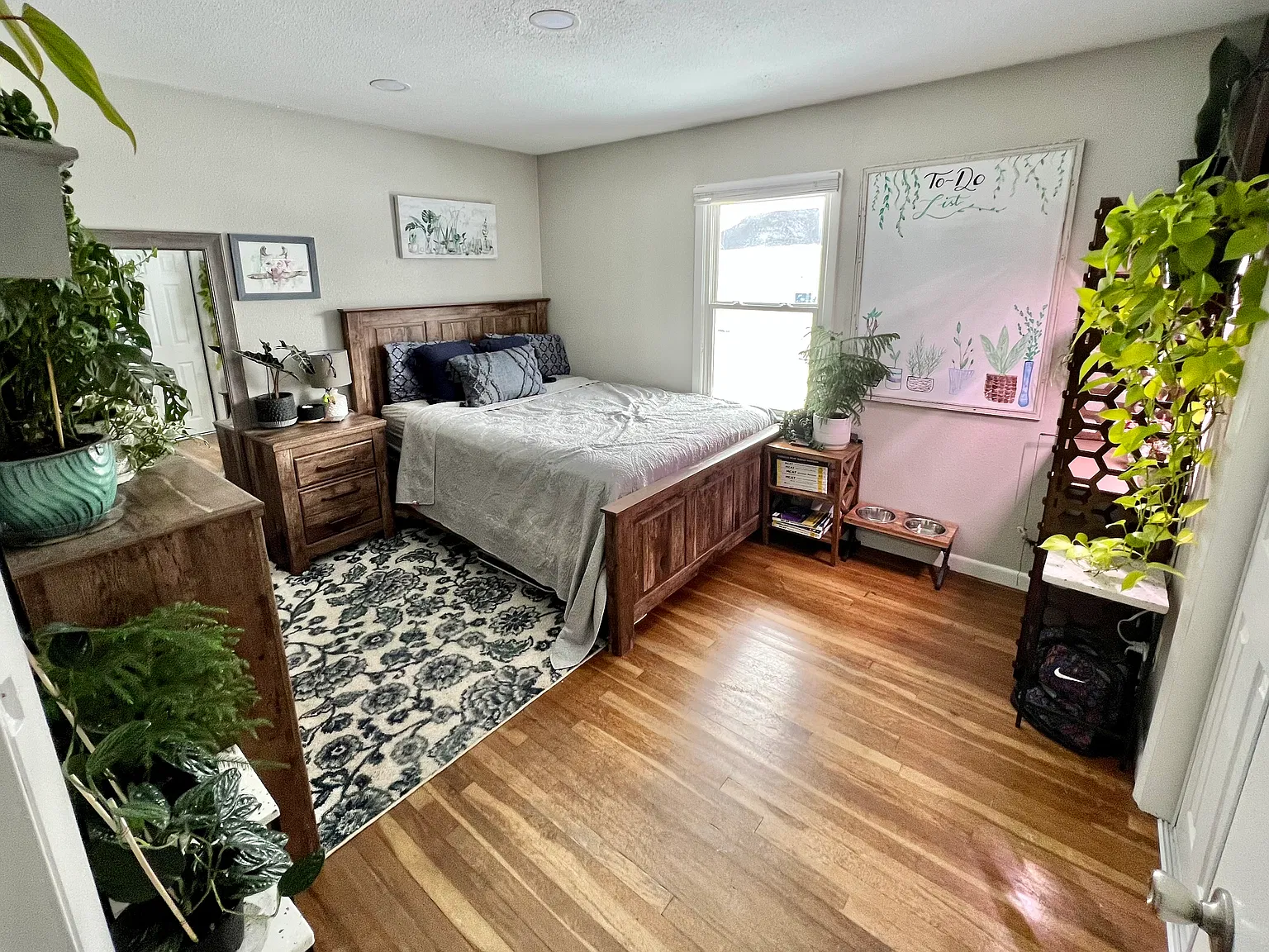 4 bed, 1144 sqft, $1,400 — Photo 3