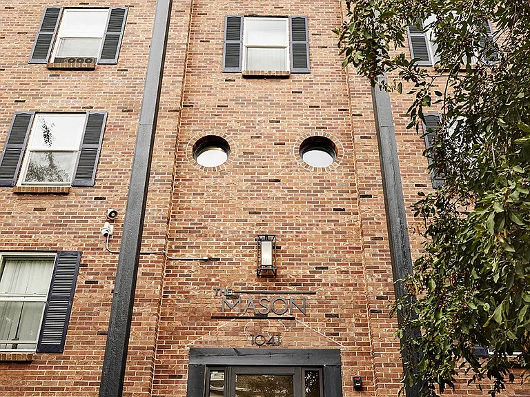 The Mason — Photo 13