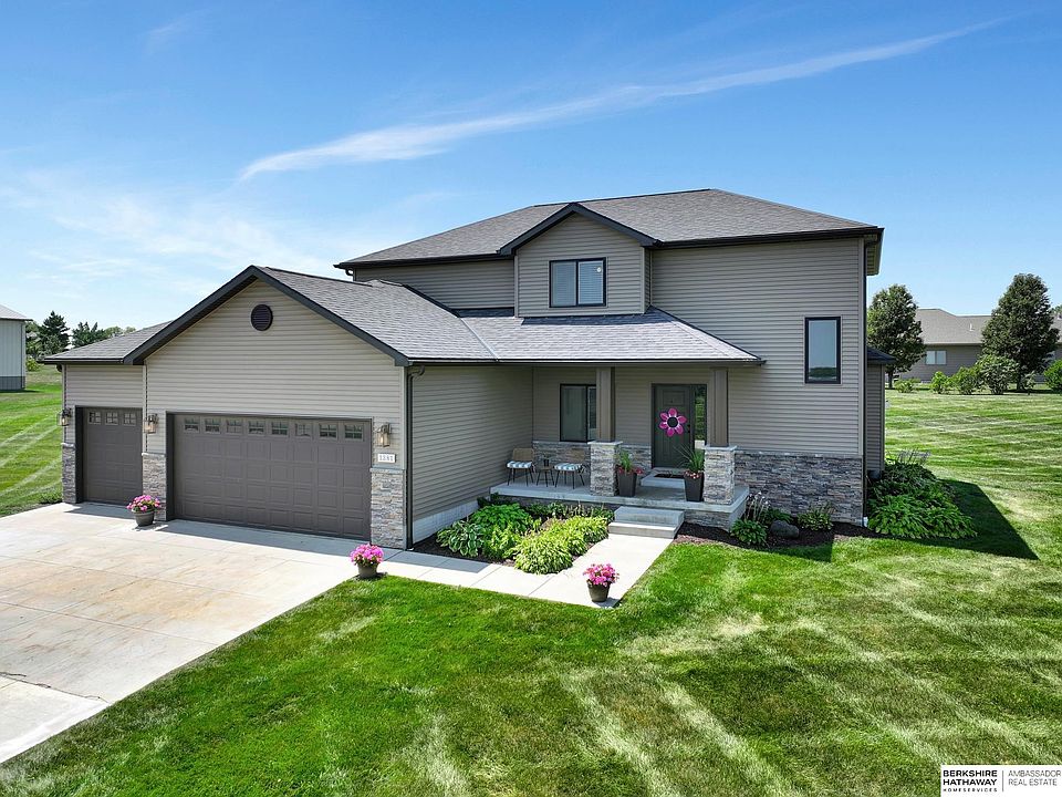 1st image of 1381 Percheron Dr
