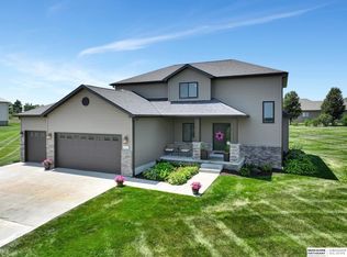 1381 Percheron Dr, Eagle, NE 68347