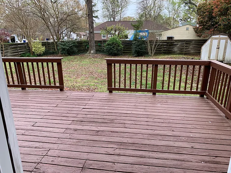 Back deck (off kitchen)