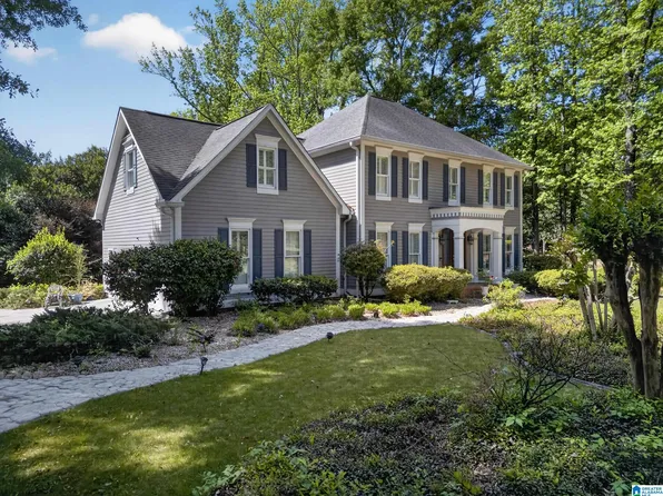 2 Woodside Pl, Anniston, AL 36207