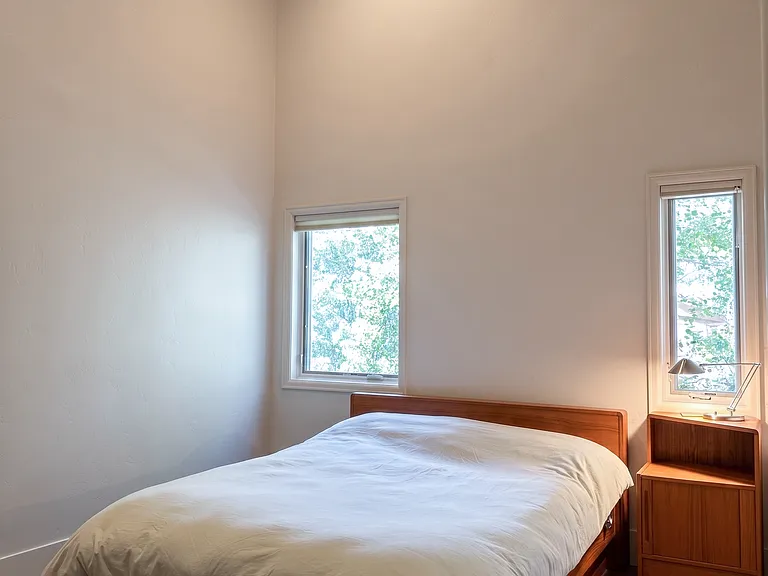 134 Taylor St — Photo 8