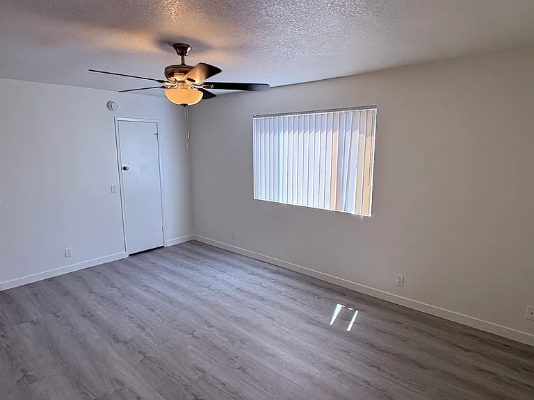 3922 Ash St — Photo 25