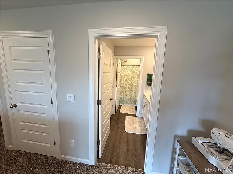 1620 Rosemary Park — Photo 20