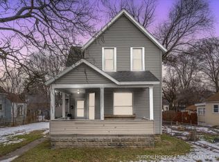 1027 Adams St SE, Grand Rapids, MI
