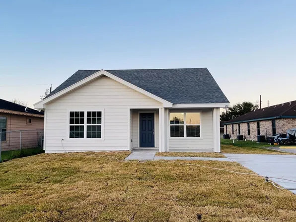 102 Huisache Ave, Rio Hondo, TX 78583