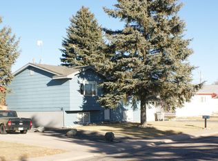 707 Mitchell St, Laramie, WY 82072