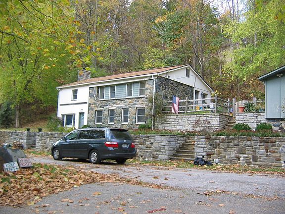 Front view of house & shed
