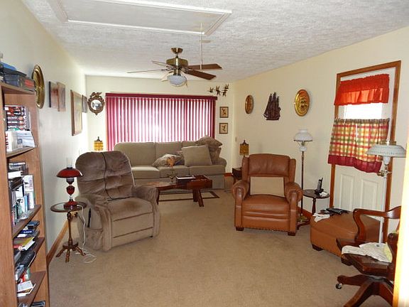 2nd image of 161 Edgewood Ln