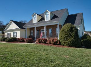 3465 Bentwood Dr, Kodak, TN 37764