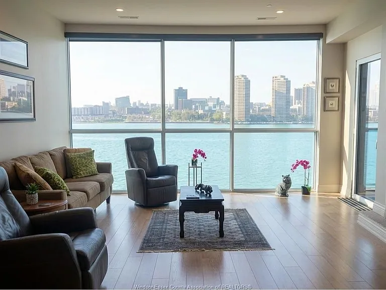 1225 Riverside Dr E #705 — Photo 5