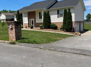 1549 Jasmine Trl, Sevierville, TN 37862