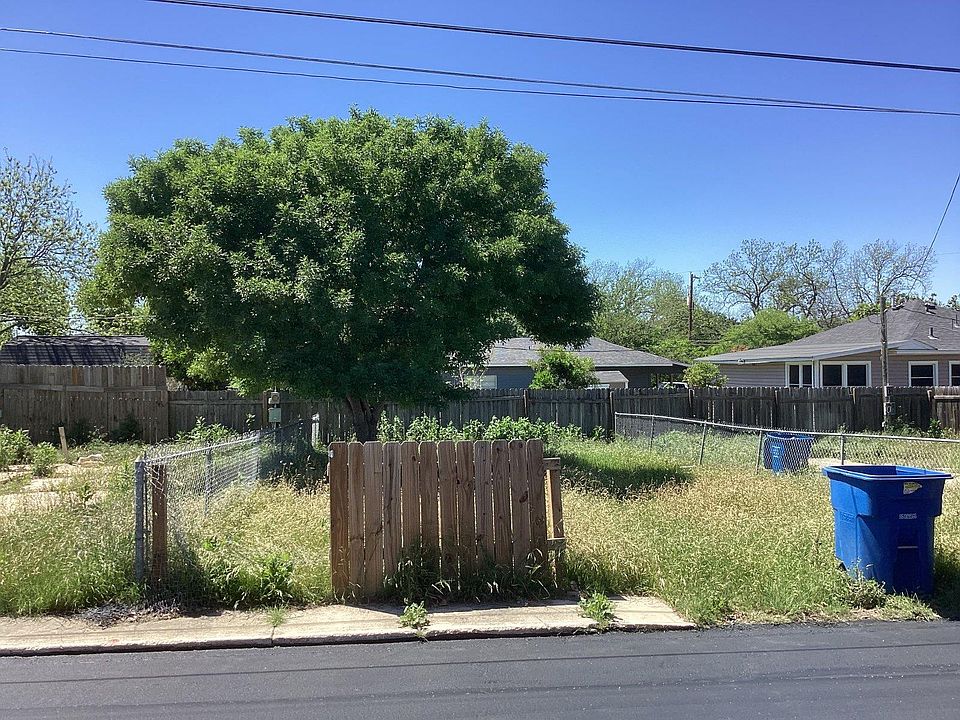2nd image of 10507 Bledsoe Dr