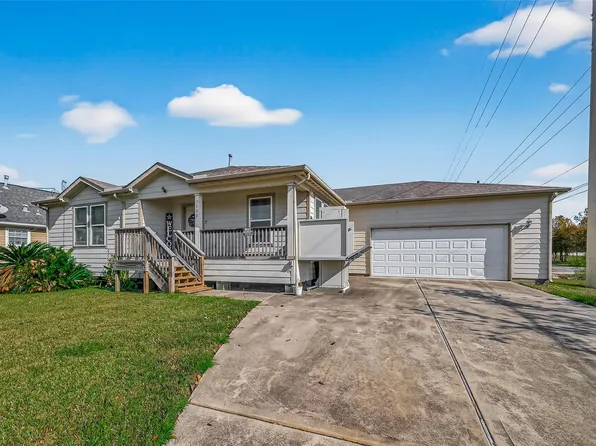 7100 Harlem St, Baytown, TX 77521