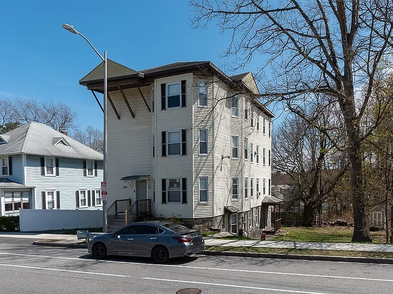 282 Hamilton St #3 — Photo 2