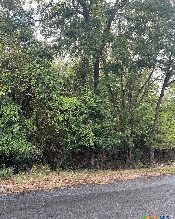 2nd image of 2640 Fort Rd