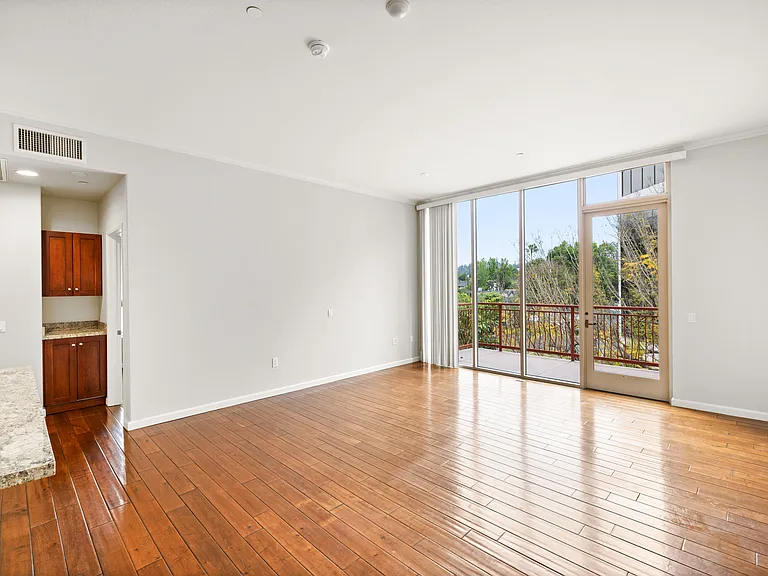 Serrano Luxury Homes and Garden — Photo 12