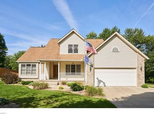 2104 S Plaza Dr, Akron, OH 44319