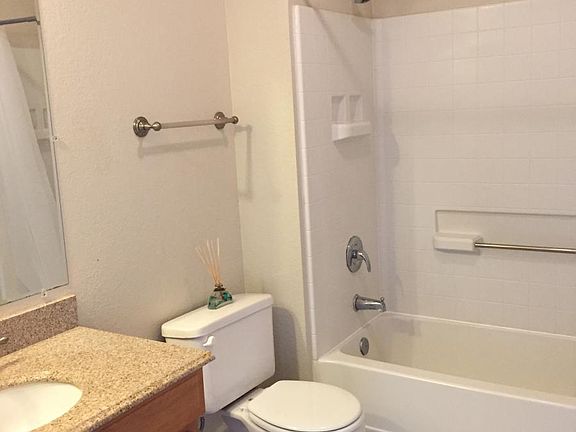 5th image of 10081 Craft Dr