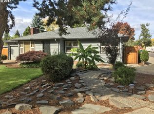 621 Irvington Dr, Eugene, OR 97404