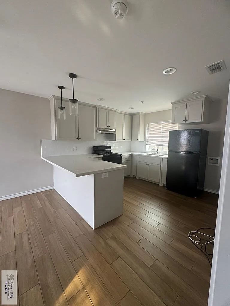 1 bed, 1.0 bath, 649 sqft, $795 — Photo 2