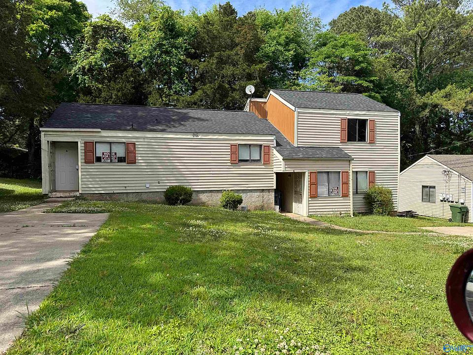 1st image of 2716 Clayton Dr NW