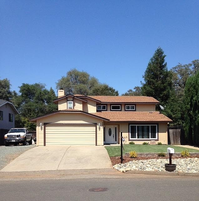 1st image of 2690 Hillcrest Dr
