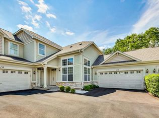 1136 Foxridge Ln #1136, Aurora, IL 60502