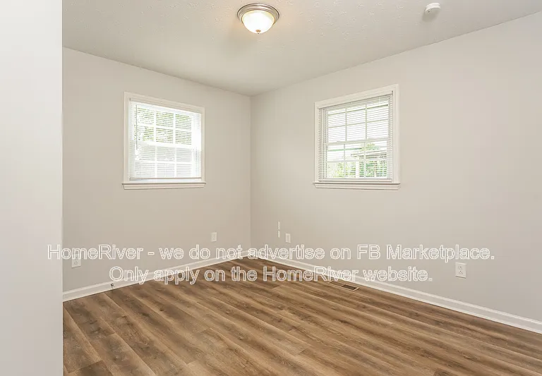 1603 W Mountain St — Photo 12