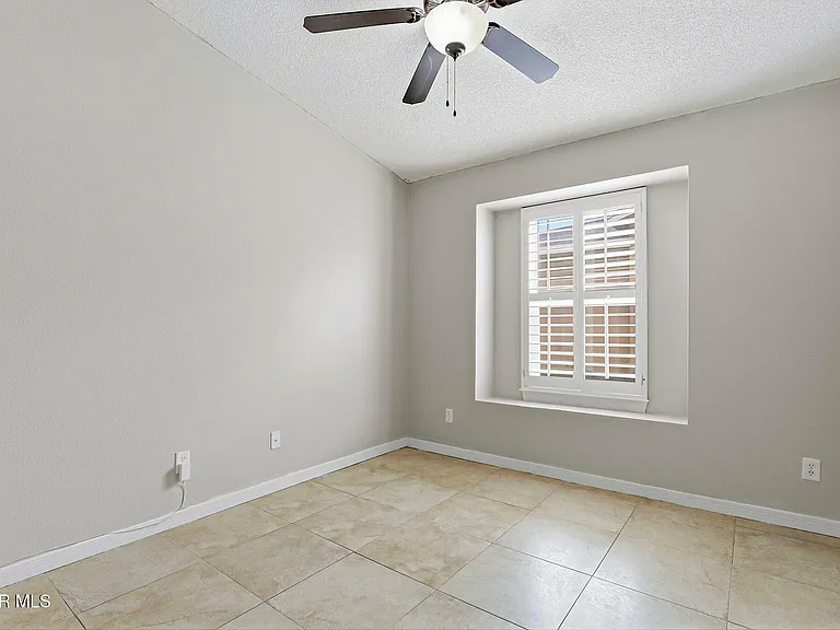 14124 Honey Point Dr — Photo 23