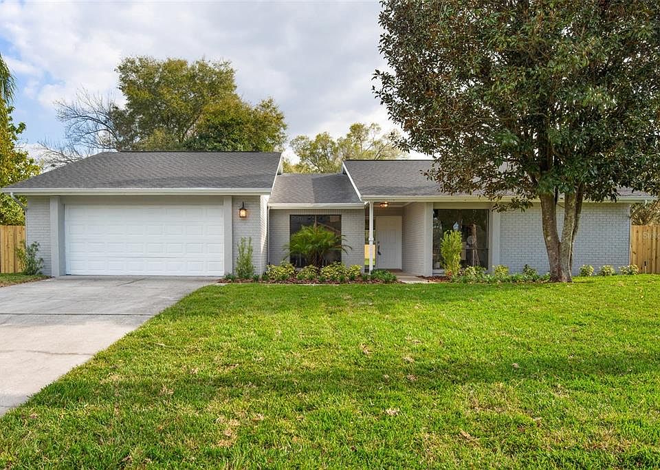 1st image of 14611 Dartmoor Ln