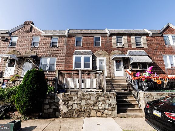 2nd image of 4524 Vista St