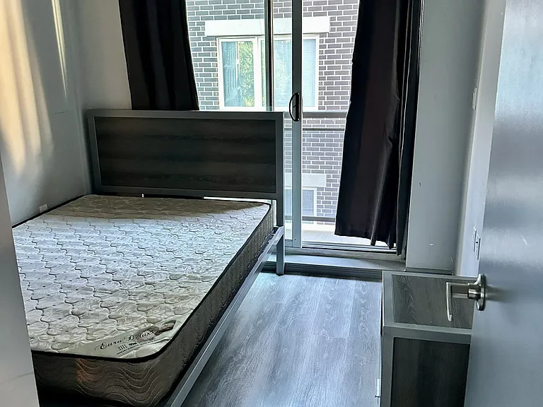 275 F Larch St #313 — Photo 5