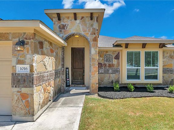 2nd image of 1016 Herrera Ct