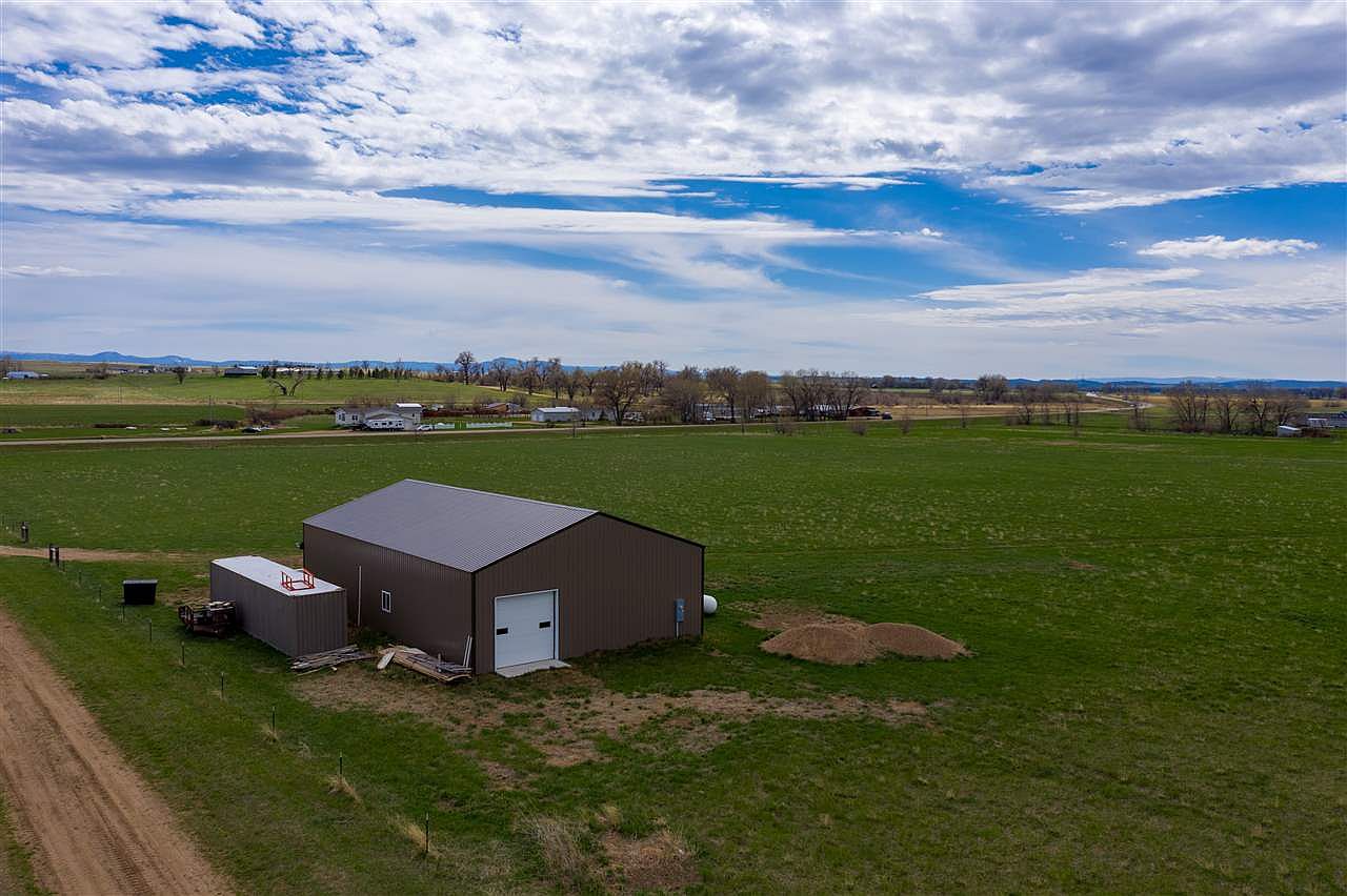 11323 Horse Haven Ln, Belle Fourche, SD 57717 Zillow