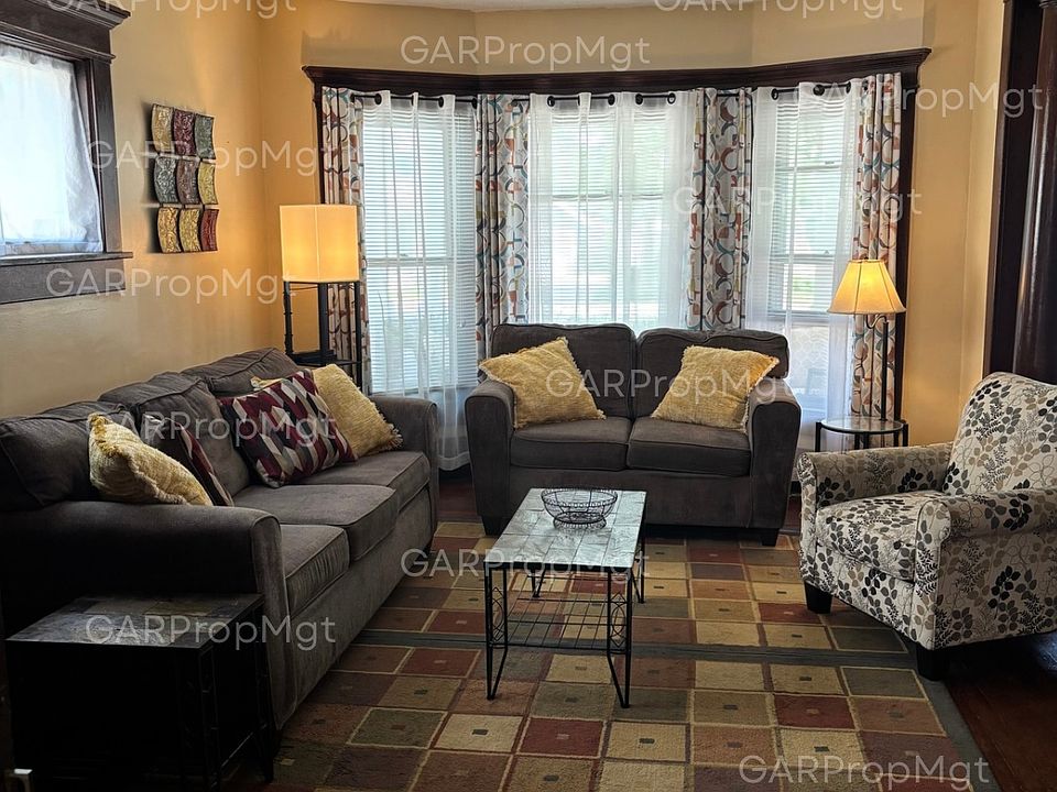2nd image of 111 Highland Blvd
