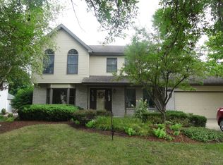 1113 Ranchwood Dr, Shorewood, IL 60404