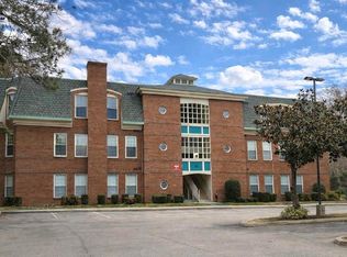 300 Riveranne Ct APT 313, Virginia Beach, VA 23462