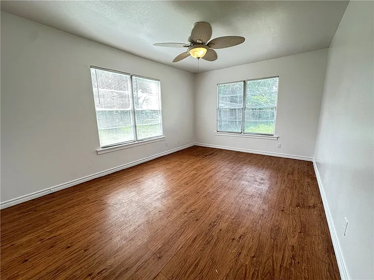 1213 W Terrace Blvd — Photo 15
